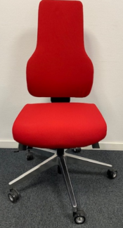 Delta Office 2 kontorstol rød Med synkronvip og sædedybde